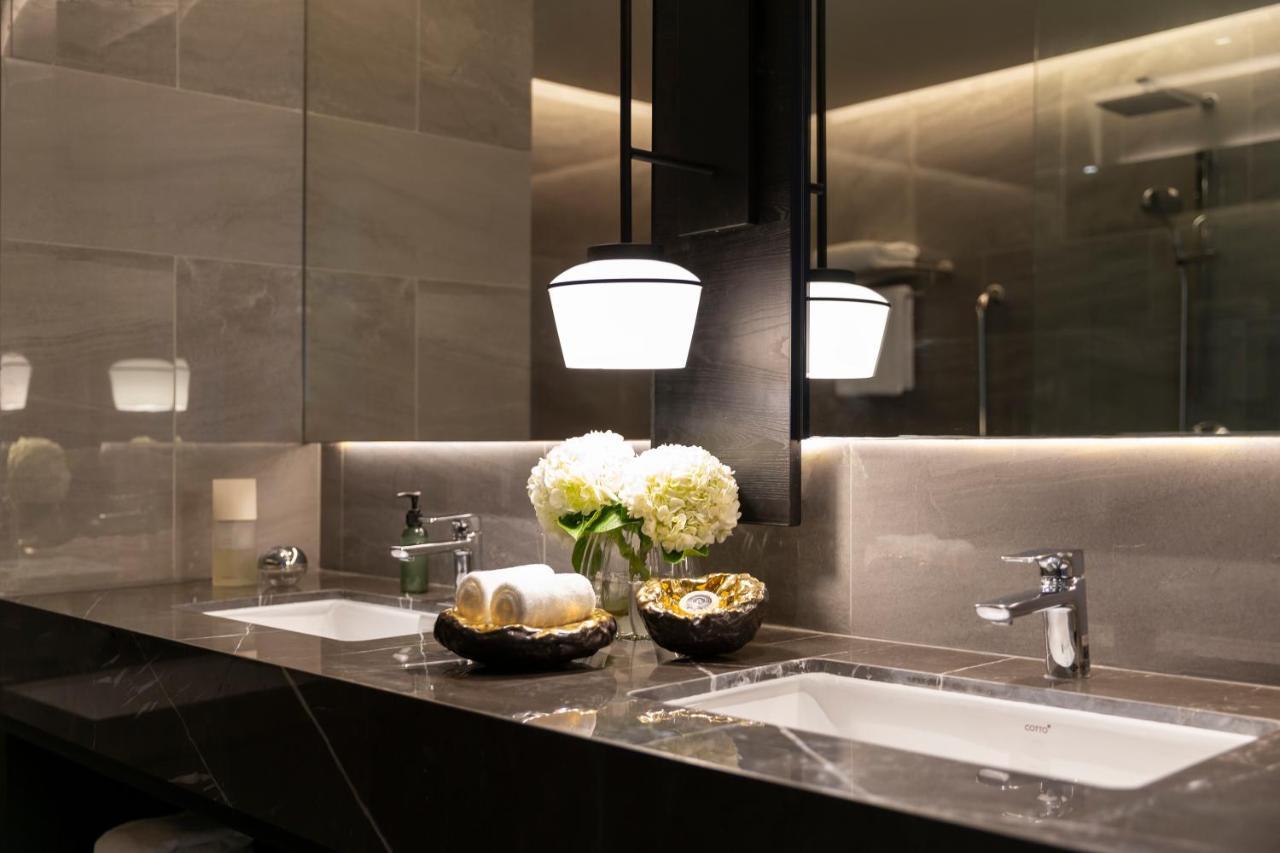 Hotel Ascott Thonglor Bangkok Exterior foto Bathroom