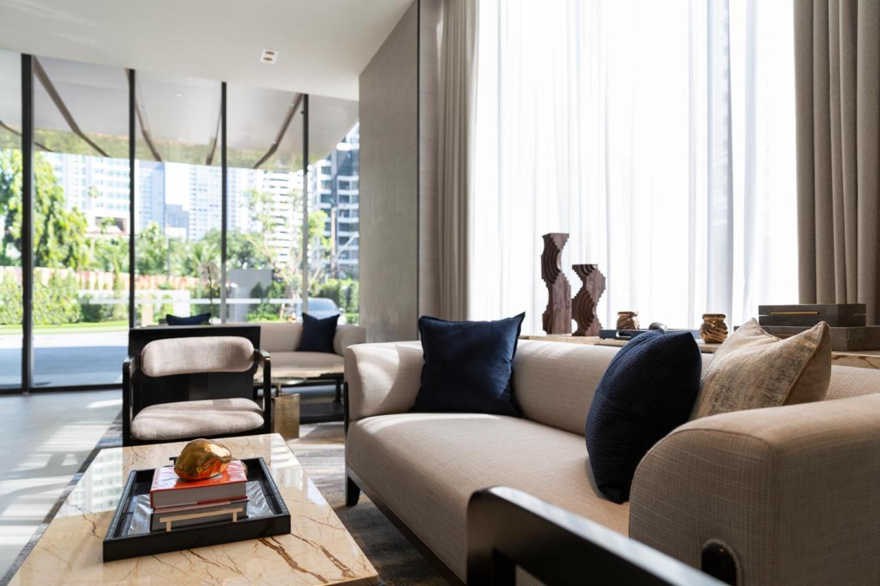 Hotel Ascott Thonglor Bangkok Exterior foto The living room of a 3-bedroom unit