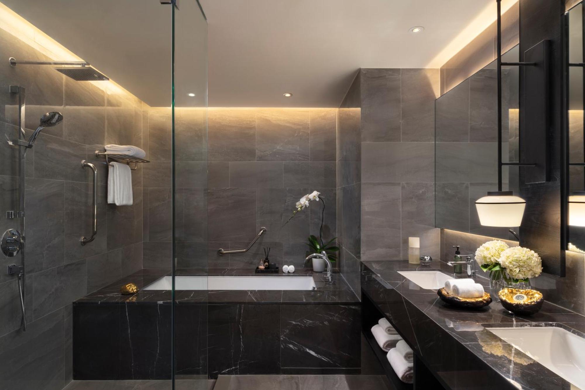 Hotel Ascott Thonglor Bangkok Exterior foto Bathroom